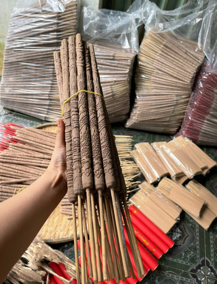 nhang Trầm hương 2.png